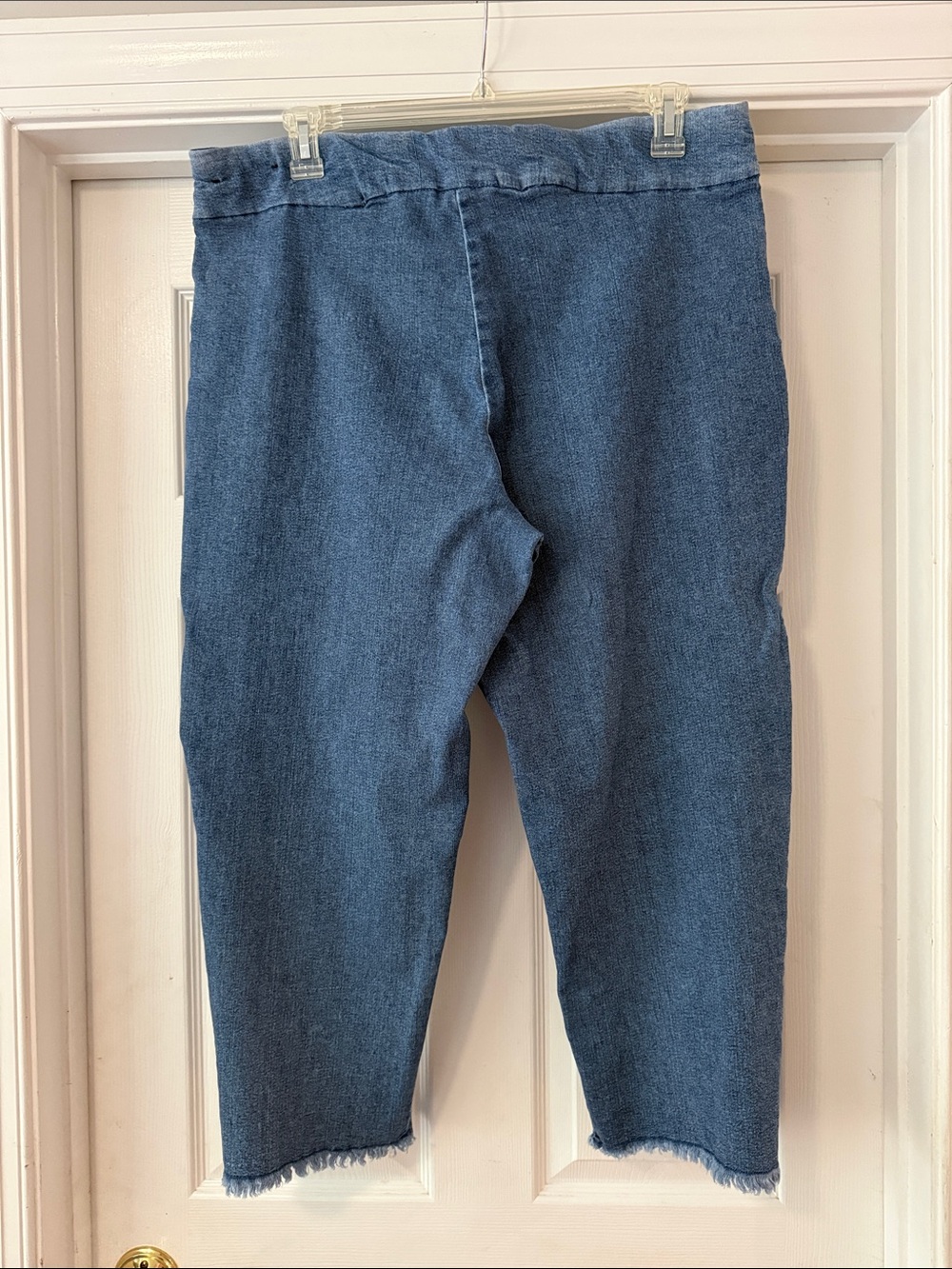 Alfred Dunner Blue Cropped Jeans with Colorful Floral Embroidery - Picture 3 of 7